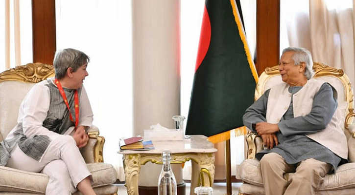 ফেসবুকে বাংলাদেশ নিয়ে অপপ্রচার: মেটাকে ব্যবস্থা নিতে বললেন ড. ইউনূস